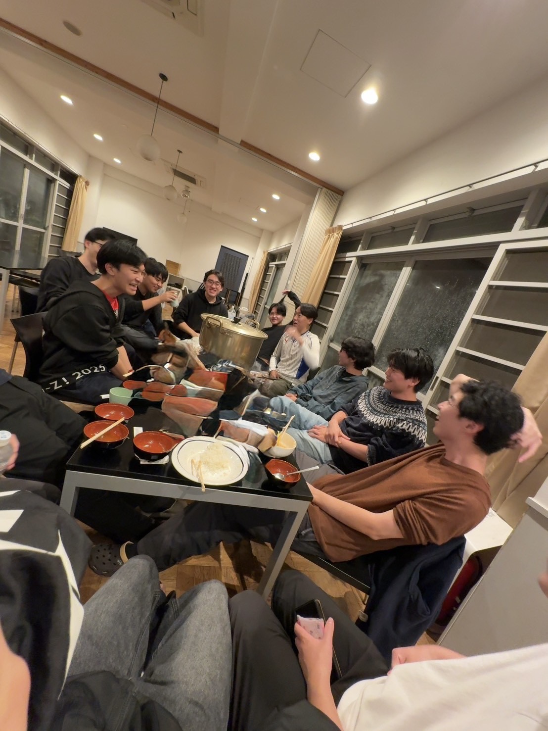 みんなで鍋パ開催しました！